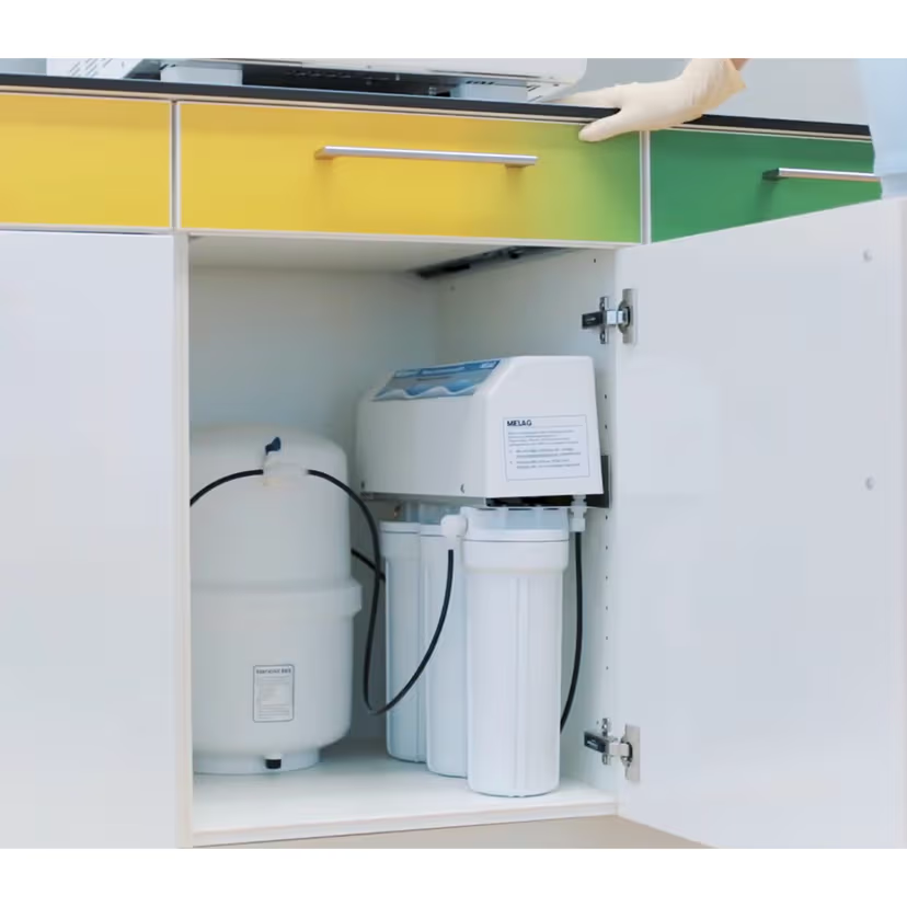 MELAdem 47 vandbehandlingssystem med 3 filter. Leveres inkl. 3 filter